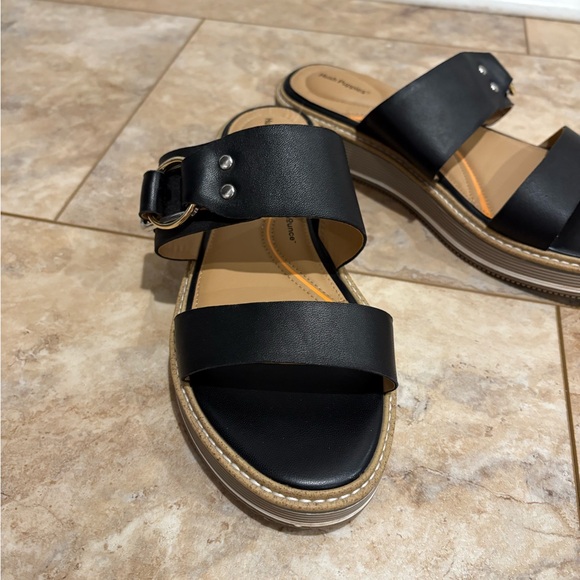 Hush Puppies Black and Tan Women's Sandals - Picture 2 of 7